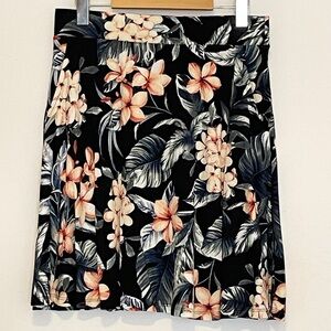 Suzy Shier Black Floral A-Line Skirt